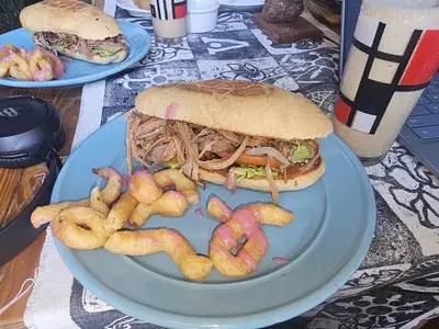 Pan con Lechón